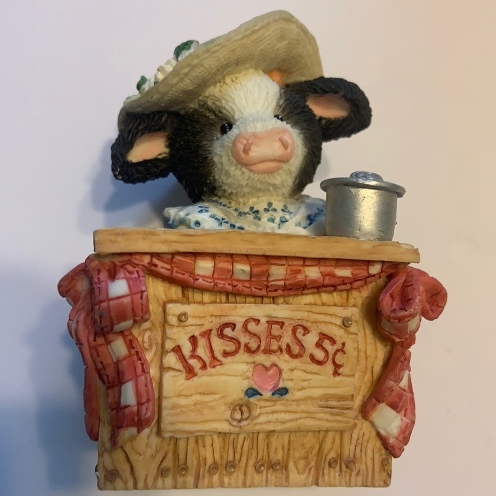 VNTG Mary’s Moo Moos - Smooches 1994
